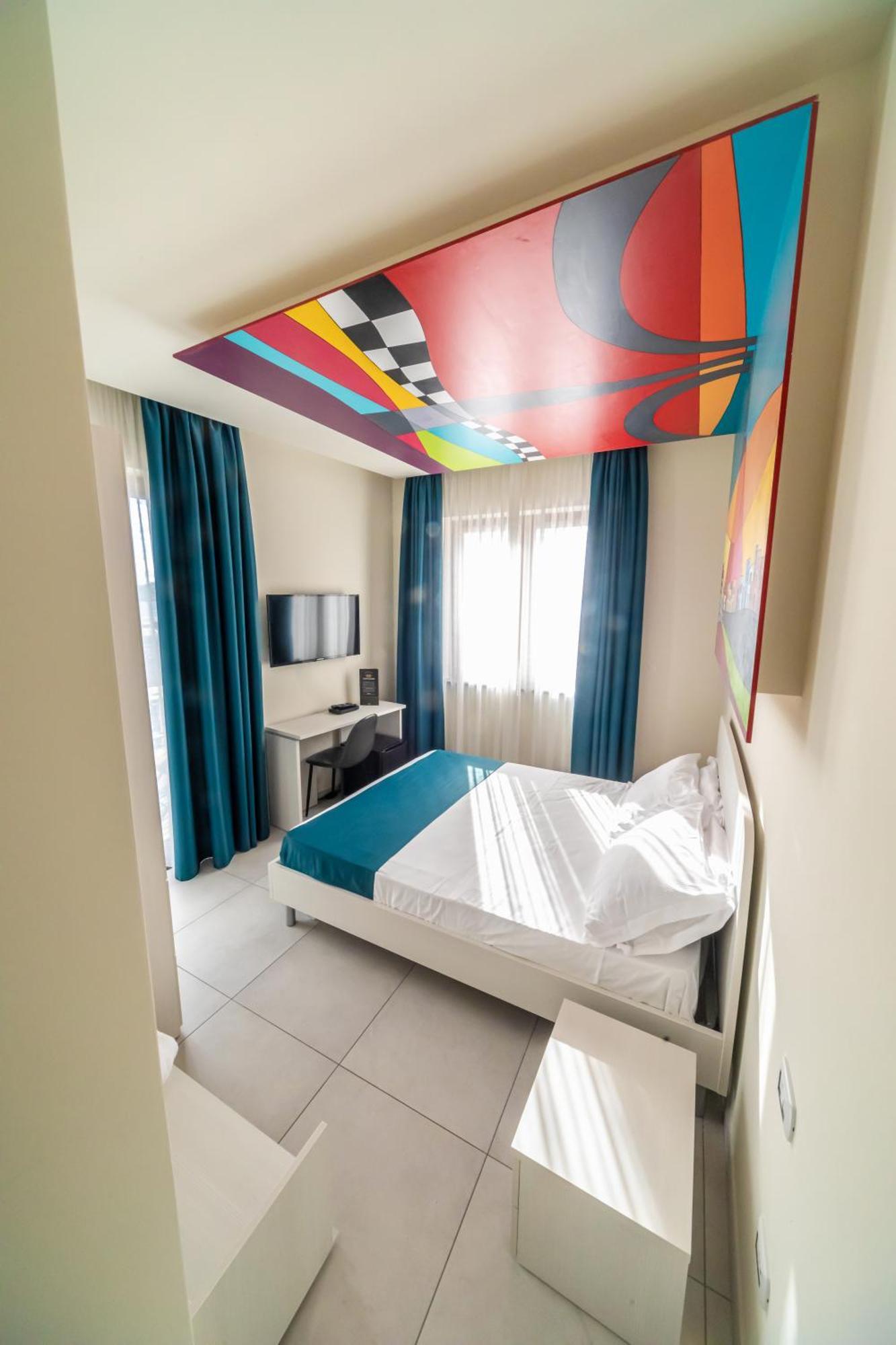 Happyrooms Баколі Екстер'єр фото